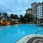 Ericca 3 Bedroom Seaview Suite, Glory Beach Resort, Pd