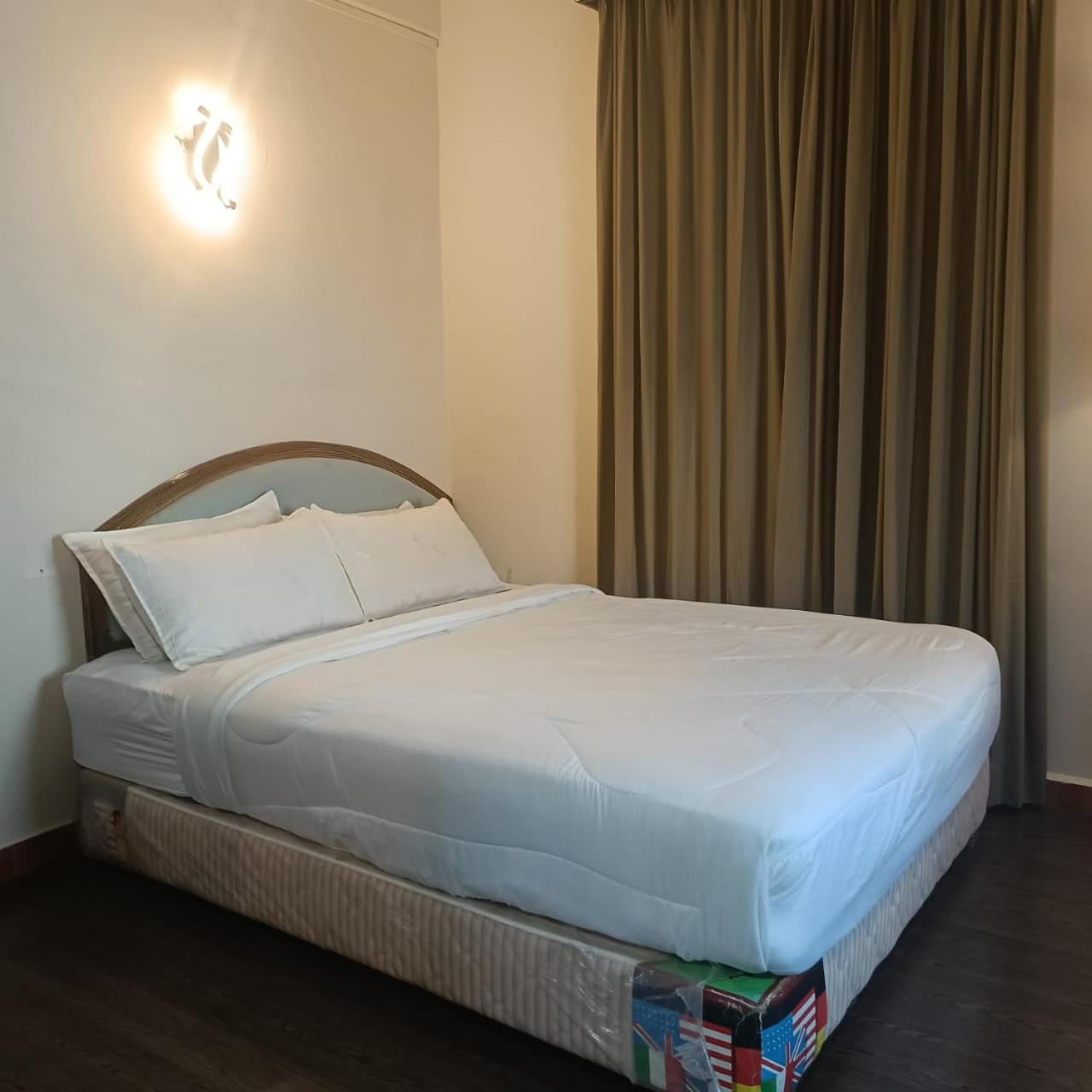 Ericca 3 Bedroom Seaview Suite, Glory Resort, Pd Pangsapuri Port Dickson